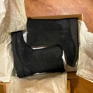 UGG Boots - Aimee - 9 - Black